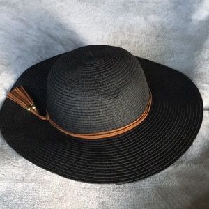 Nicole Marciano Accessories - Sun Hat Nicole Marciano Accessories - Sun Hat